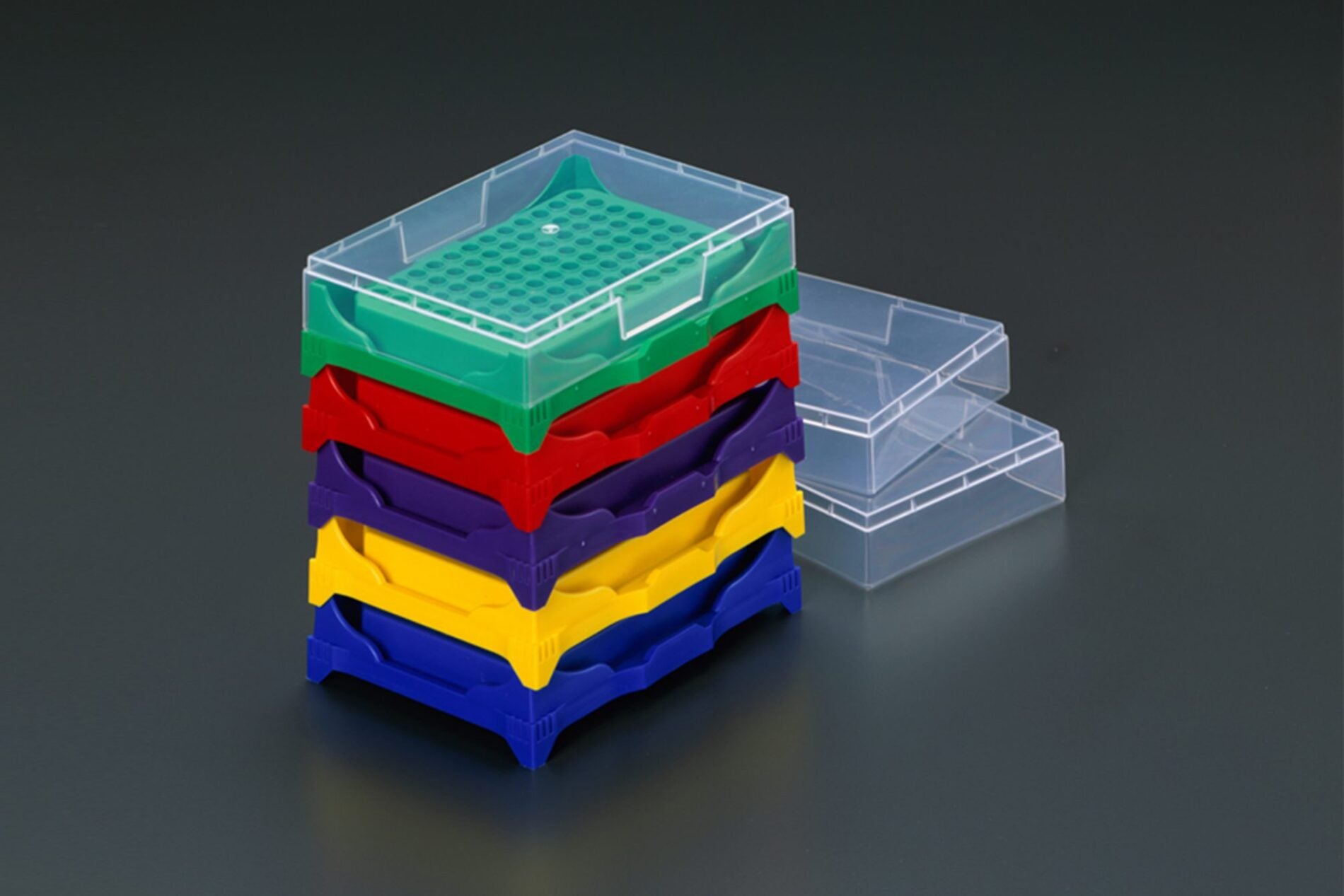 Stacking rack for PCR